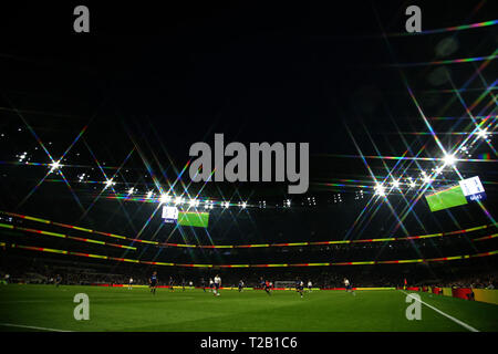 Une vue générale (un filtre star a été placé sur l'objectif de créer cet effet) au cours de la correspondance entre Tottenham Hotspur Légendes Legends contre Inter M Banque D'Images