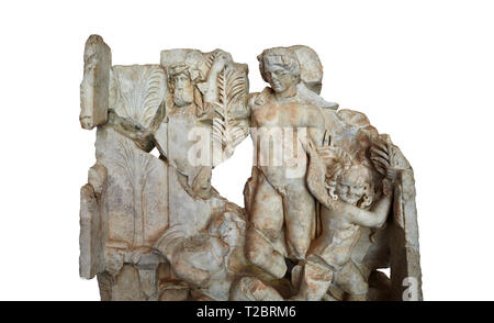 Près d'un relief Romain Sebasteion de Agon Aphrodisias Musée, Aphrodisias, Turquie. Sur un fond blanc. La scène est un tous Banque D'Images