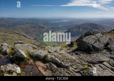 À l'égard de Windermere Herrison Stickle, Langdale Pikes, Langdale, Lake District, Cumbria Banque D'Images