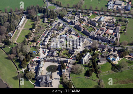 Vue aérienne du village de Ripley près de Harrogate, North Yorkshire Banque D'Images