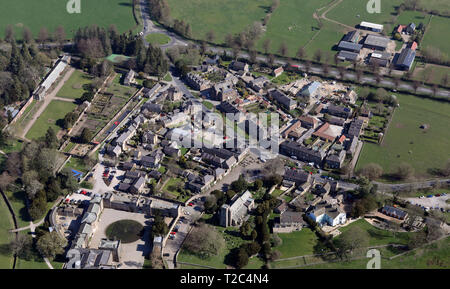 Vue aérienne du village de Ripley près de Harrogate, North Yorkshire Banque D'Images