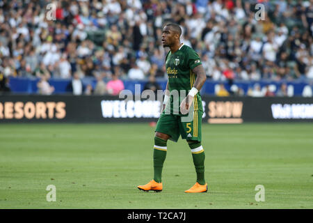 Carson, CA. Mar 31, 2019. Portland Timbers defender Claude Dielna (5) au cours de la LA Galaxy vs Portland Timbers match au Complexe sportif de la santé à la dignité de Carson, Ca, le 31 mars 2019. Jevone Moore : csm Crédit/Alamy Live News Banque D'Images