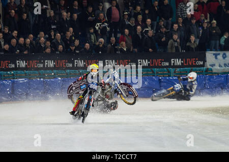 Heerenveen, aux Pays-Bas. Mar 31, 2019. HEERENVEEN, NLD 30 mars Ove Ledstrom tombe pendant la glace FIM Speedway Gladiators 5 Finale de Championnat du Monde à Patinoire Thialf, Heerenveen le dimanche 31 mars 2019. (Crédit : Ian Charles | MI News) Credit : MI News & Sport /Alamy Live News Banque D'Images