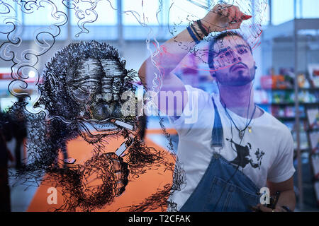 Bologne, Italie. 1 avril, 2019. Vues à partir de la Foire internationale du livre pour enfants de Bologne Jour d'ouverture de District Fiera à Bologne, en Italie. Credit : Massimiliano Donati/éveil/Alamy Live News Banque D'Images