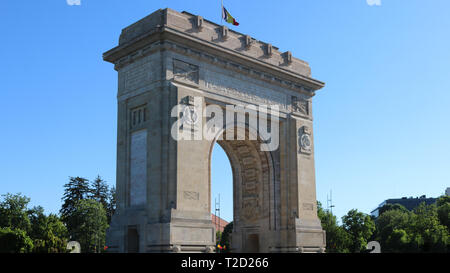 Arc de triomphe de Bucarest, Roumanie. Prise en avril 2018 Banque D'Images