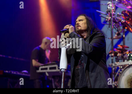 31 mars 2019 - Milwaukee, Wisconsin, États-Unis - JAMES LABRIE de Dream Theater au cours de la distance au fil du temps Visite de la Miller High Life Theatre à Milwaukee, Wisconsin (Image Crédit : © Daniel DeSlover/Zuma sur le fil) Banque D'Images