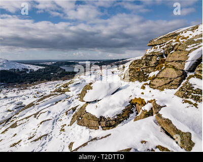 Un hiver enneigé sur Dartmoor, Devon, Royaume-Uni. Banque D'Images