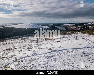 Un hiver enneigé sur Dartmoor, Devon, Royaume-Uni. Banque D'Images