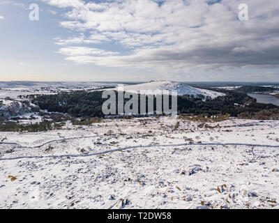 Un hiver enneigé sur Dartmoor, Devon, Royaume-Uni. Banque D'Images