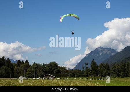 Le Parapente à Samoens, France Banque D'Images