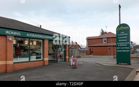 Johnsons Dry Cleaners à Whitefield Banque D'Images