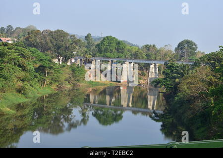 Punalur, Kerala, Inde - 1 mars 2019 : Punalur kallada river Banque D'Images