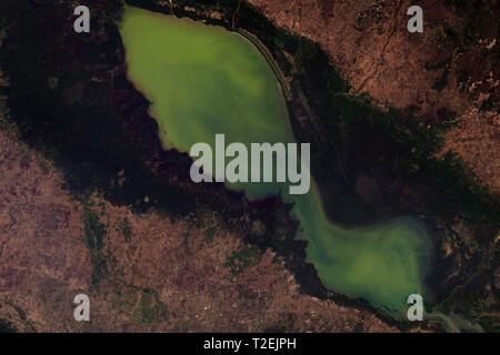 Lac Tonlé Sap au Cambodge vu de l'espace - contient des données Sentinel Copernicus modifiés (2019) Banque D'Images