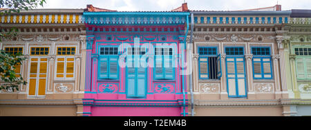 Maison Peranakan colorés populaires avec instagrammers sur Koon Seng Road, Joo Chiat, Geylang, Singapour. Banque D'Images