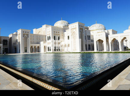 La belle Qasr Al Watan - palais présidentiel à Abu Dhabi, EAU. Banque D'Images