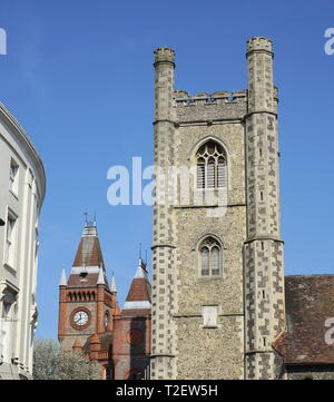 St Laurence's Church, dans le centre de Reading, Royaume-Uni Banque D'Images