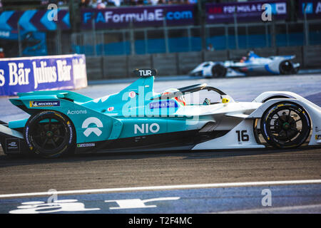 La ville de Mexico, Mexique - 16 Février 2019 : Autodromo Hermanos Rodriguez. Mexico E-prix. Le pilote de l'équipe Formule E NIO Oliver Turvey au no 16, la course à la Mexico City E-prix. Banque D'Images