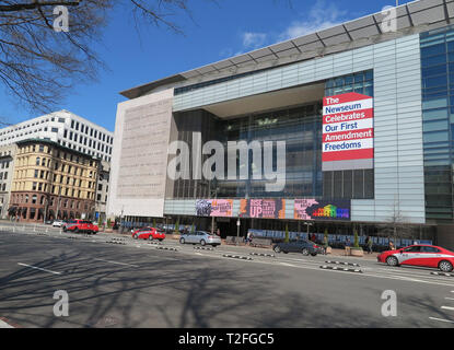 Washington, USA. Mar 19, 2019. Le Newseum musée des médias. Pour plus d'une décennie, le Newseum sur Pennsylvania Avenue à Washington a été un fier monument de journalisme. Mais l'avenir du musée est incertaine. Un symbole sombre de la situation dans l'industrie des médias ? (Dpa 'en temps de 'fausse News' : musée des médias menace la fin') Credit : Maren Hennemuth/dpa/Alamy Live News Banque D'Images