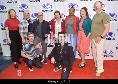 Anaheim, États-Unis. Mar 31, 2019. Judy Greer, Casey Willis, Chris Parnell, H. Jon Benjamin, Jessica Walter, Lucky Yates, Aisha Tyler, Amber Nash et Matt Thompson au Photocall pour le FX série d'animation 'Archer' à la WonderCon 2019 à l'Anaheim Convention Center. Anaheim, 31.03.2019 | Conditions de crédit dans le monde entier : dpa/Alamy Live News Banque D'Images