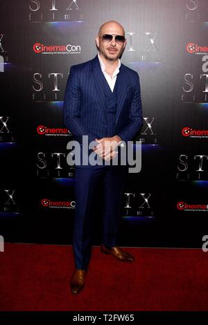 Las Vegas, NV, USA. 2ème apr 2019. Pitbull présents pour le coup d'STXfilms CinemaCon est l'état de l'industrie : Passé, présent et avenir, le Colisée de Caesars Palace, Las Vegas, NV, le 2 avril 2019. Credit : JA/Everett Collection/Alamy Live News Banque D'Images