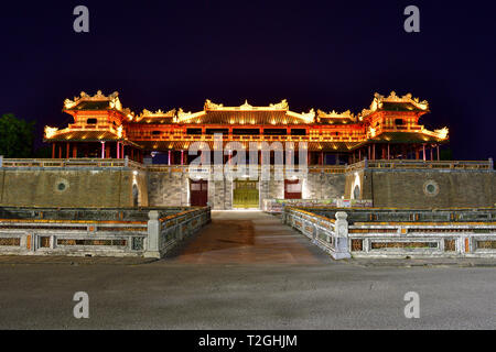 Meridian Gate de ville impériale, Hue, Vietnam. Entrée principale de la Cité Interdite. Banque D'Images