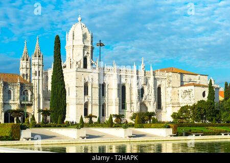 Le Mosteiro dos Jeronimos, Monastère des Hiéronymites, du quartier de Belém, Lisbonne, Portugal Banque D'Images