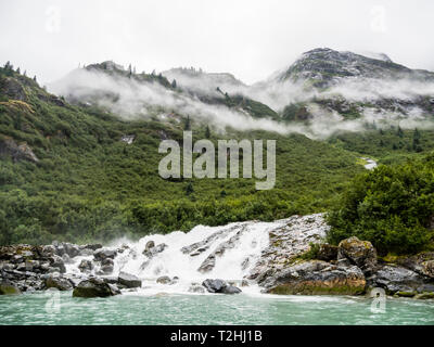 Faire fondre la glace cascade dans Arm-Fords Tracy La terreur réserve intégrale, le sud-est de l'Alaska, États-Unis d'Amérique Banque D'Images