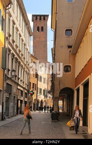 Torre degli Anziani à partir de la Via Marsilio da Padova, Padoue, Vénétie, Italie, Europe Banque D'Images