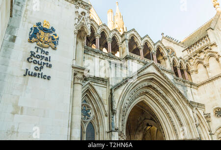 La Royal Courts of Justice à Londres, Angleterre, Royaume-Uni, Europe Banque D'Images