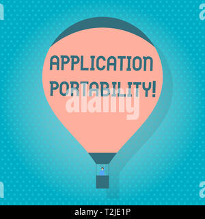 L'écriture de texte Word la portabilité des applications. Photo d'entreprise présentant les logiciels conçus déplacées d'un environnement vierge d'une autre Montgolfière Rose F Banque D'Images