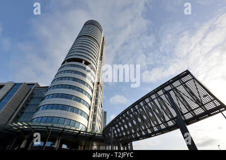 Leeds, Yorkshire, UK, montrant Bridgewater Place. Banque D'Images