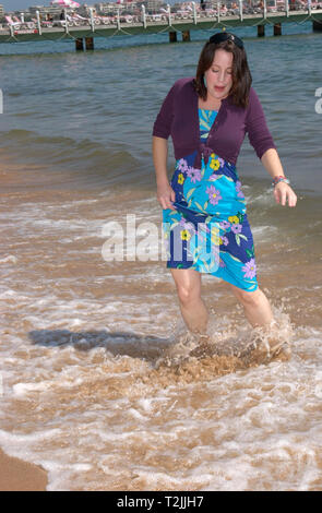 CANNES, FRANCE. 14 mai 2000 : actrice Sacha Horler Fesival de Cannes pour promouvoir son nouveau film Les fruits doux. Photo : Paul Smith/Featureflash Banque D'Images