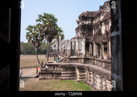 Cambodge : Angkor Vat est un complexe du temple au Cambodge et l'un des plus grands monuments religieux dans le monde, sur un site de 162,6 hectares (1,62 Banque D'Images