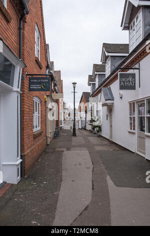 Boutiques dans une ruelle de Knowle Solihull près de High Street Banque D'Images