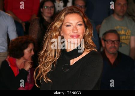 Hambourg, Allemagne. Apr 02, 2019. Gisele Buendchen modèle en tant qu'invité dans l'émission allemande 'Markus Lanz, Paris, 04/02/2019 | Le monde d'utilisation : dpa Crédit/Alamy Live News Banque D'Images