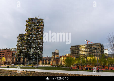 Bosco Verticale, forêt verticale immeubles à appartements de Porta Nuova quartier financier de la ville de Milan, Italie Banque D'Images