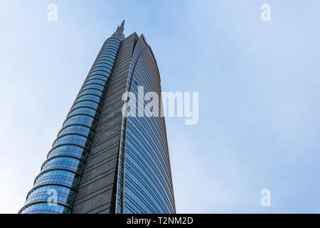 Les toits de Milan avec les gratte-ciel modernes dans le quartier des affaires de Porta Nuova, en Italie. Banque D'Images