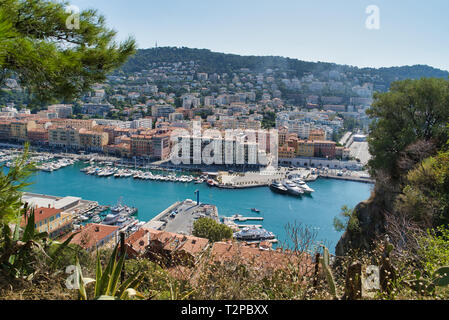 Nice, France - 12 août 2018 : Le Port de Nice Lympia depuis le haut Banque D'Images