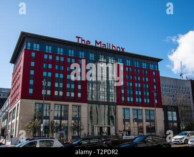 Birmingham, Angleterre - le 17 mars 2019 : l'extérieur de la boîte aux lettres centre commercial, photographié à partir de la Suffolk Street Queensway Banque D'Images