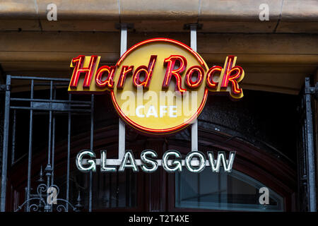 Panneau au-dessus de l'entrée du restaurant Hard Rock café sur Buchanan Street dans le centre-ville de Glasgow, Écosse, Royaume-Uni Banque D'Images