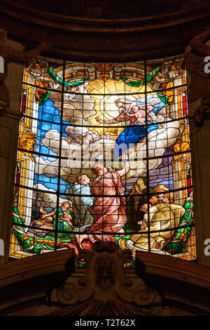 Gênes, Italie - 14 octobre 2018 : l'intérieur de la cathédrale de Saint Laurent, Duomo di Genova Banque D'Images