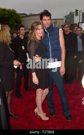 LOS ANGELES, CA. 15 juin 2000 : l'actrice Alicia Silverstone et petit ami CHRISTOPHER JARECKI au Los Angeles première de Me, Myself & Irene. Photo : Paul Smith/Featureflash Banque D'Images