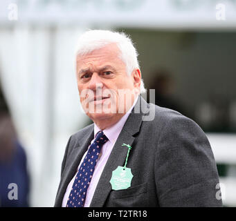 Hippodrome d'Aintree, Aintree, UK. 4ème apr 2019. Le Grand National 2019 festival, jour 1 ; ex-football président Peter Ridsdale assiste à la première journée du festival : Action Crédit Plus Sport/Alamy Live News Banque D'Images