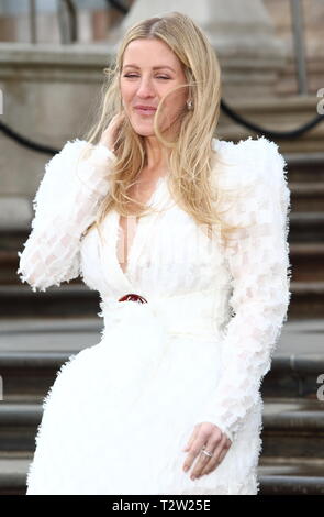 Londres, Royaume-Uni. Le 04 Avr, 2019. Ellie Goulding arrive pour la première mondiale de notre planète de Netflix au Natural History Museum, Kensington Crédit : SOPA/Alamy Images Limited Live News Banque D'Images