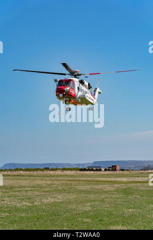 C'est un exercice d'entraînement de l'HMCG par rapport au nouveau personnel à l'Aérodrome de Boyndie, Aberdeenshire, Ecosse le samedi 30 mars 2019. Photographié b Banque D'Images