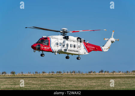 C'est un exercice d'entraînement de l'HMCG par rapport au nouveau personnel à l'Aérodrome de Boyndie, Aberdeenshire, Ecosse le samedi 30 mars 2019. Photographié b Banque D'Images