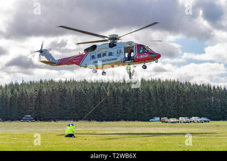 C'est un exercice d'entraînement de l'HMCG par rapport au nouveau personnel à l'Aérodrome de Boyndie, Aberdeenshire, Ecosse le samedi 30 mars 2019. Photographié b Banque D'Images