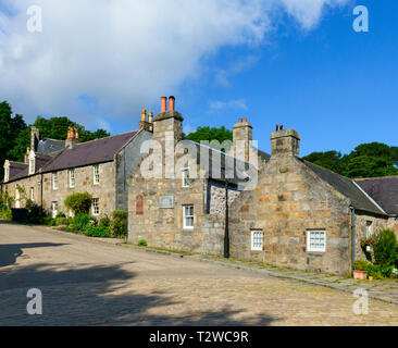 Old Stone Cottages en Balgownie près de Bridge of Don à Aberdeen Banque D'Images