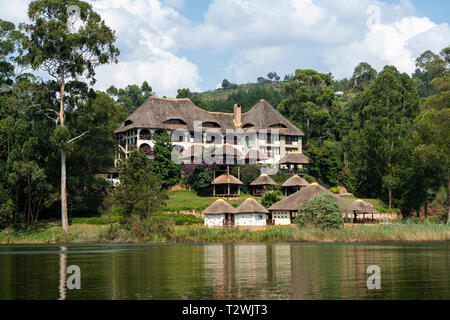 Sur le lac Bunyonyi Birdnest Resort dans le sud-ouest de l'Ouganda, l'Afrique de l'Est Banque D'Images