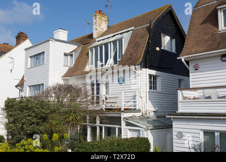 L'extérieur de l'acteur Peter Cushing's ex-beach-front house, le 31 mars 2019, dans la région de Whitstable, Kent, Angleterre. Peter Cushing OBE (1913 - 1994) est un acteur connu pour ses rôles dans les films d'horreur Hammer Productions des années 1950, 1960 et 1970, ainsi que sa performance en tant que grand Gouverneur Tarkan dans Star Wars. Banque D'Images